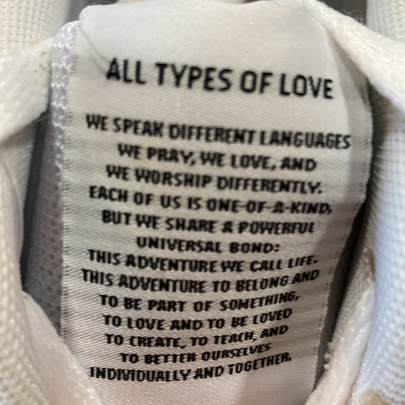 Reebok Classic Harman Run S “PRIDE" RAINBOW/WHITE, Porcelain - Picture 11 of 12